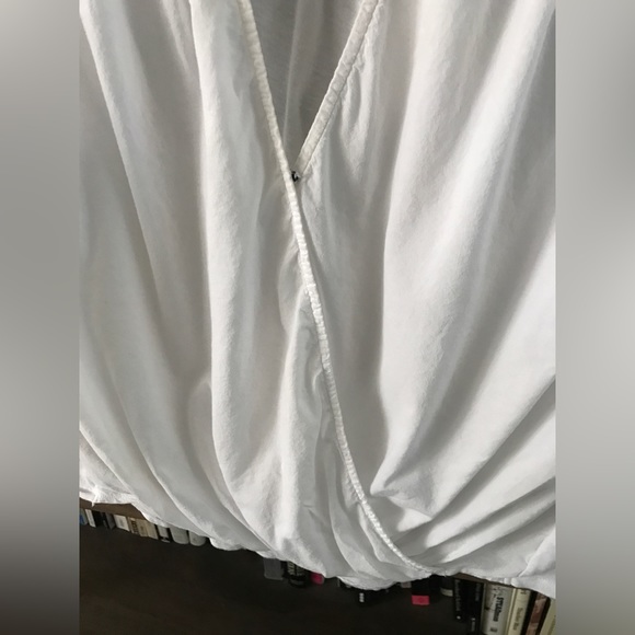 Like New Splendid White Surplice V-Neck Hi Low Crossover Ruched Top M - Picture 10 of 13